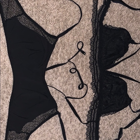 VS bralettes!! - Picture 2 of 3